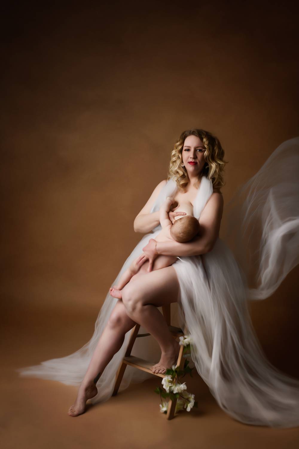 MOTHERHOOD - Galerie 18