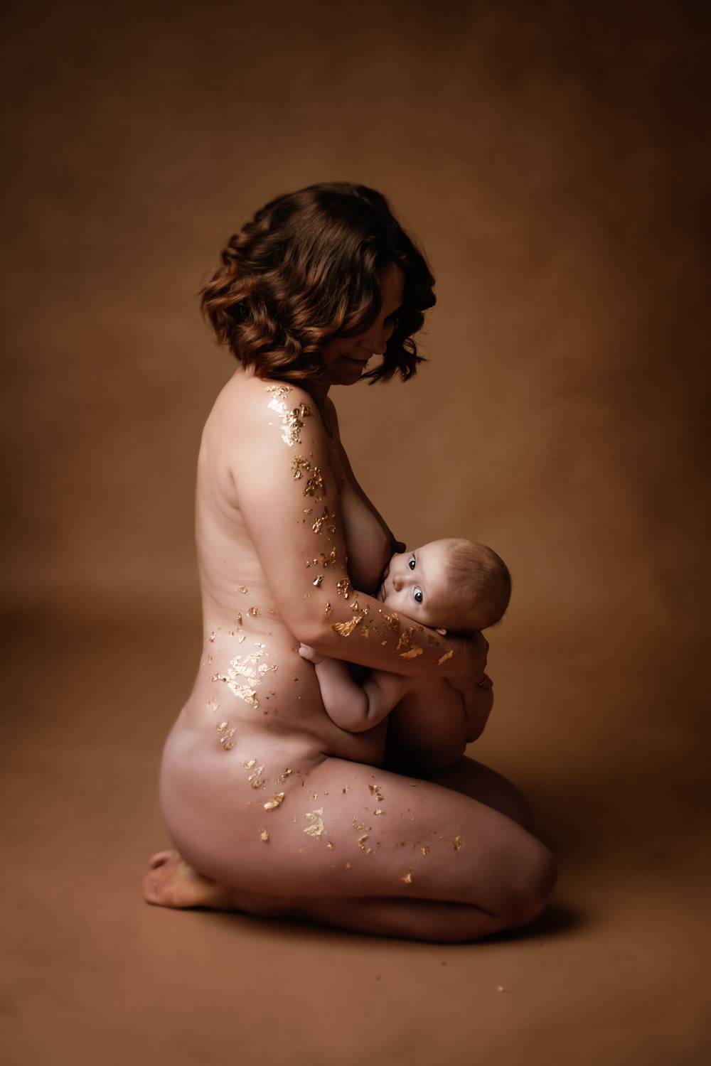 MOTHERHOOD - Galerie 21
