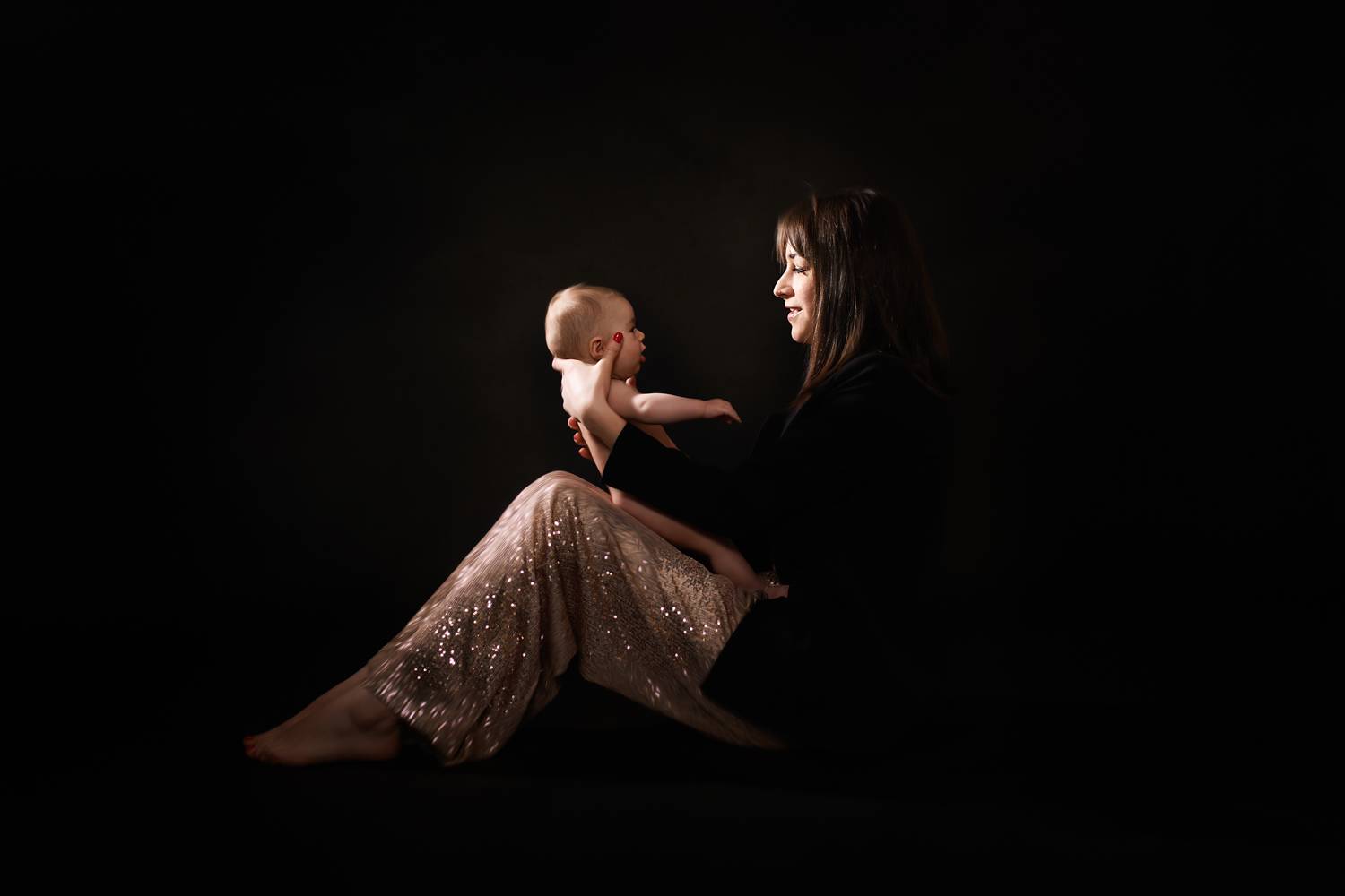 MOTHERHOOD - Galerie 31